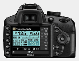Nikon D3200 -  najtasze 24 miliony pikseli