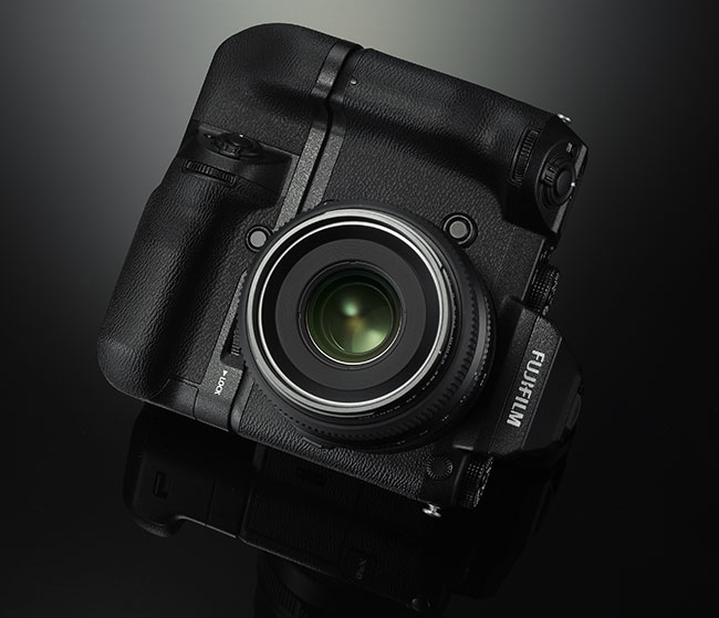 rednioformatowy bezlusterkowiec – Fujifilm GFX 50S