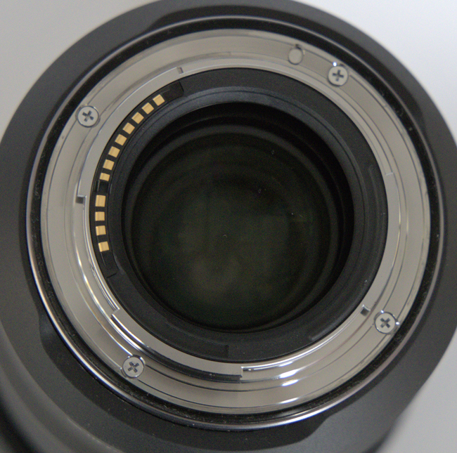 Canon RF 135 mm f/1,8L IS USM styki