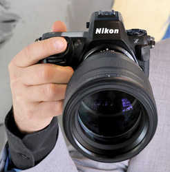 Nikon Z 8 wporwnywarce
