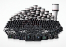 Canon wituje wyprodukowanie  50 milionw lustrzanek zserii EOS oraz 70 milionw obiektyww EF