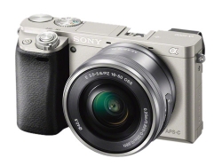 Nowa nagroda wLidze Foto-Kuriera - Sony A6000 + obiektyw 16-50 mm