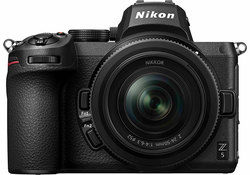 Penoklatkowy Nikon Z5  zobiektywem Nikkor Z 24-50 mm f/4-6,3 - znamy cen