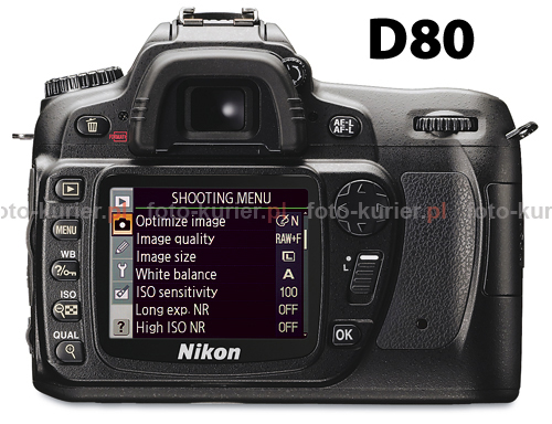 Najwicej zmian w budowie zewntrznej Nikona D90 w odniesieniu do modelu D80 znajduje si na tylnej ciance korpusu