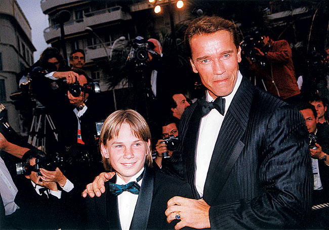 Arnold Schwarzenegger i Austin O’Brien