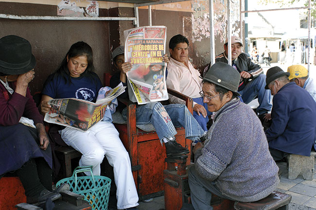 Riobamba – wszyscy z zainteresowaniem czytaj wiadomoci o wybuchu wulkanu Tungurahua.