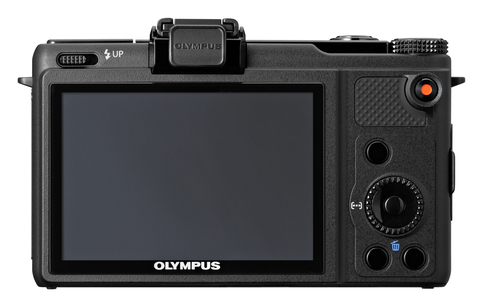 Olympus opracowuje pierwszy na wiecie cyfrowy aparat fotograficzny z wbudowanym obiektywem  ZUIKO