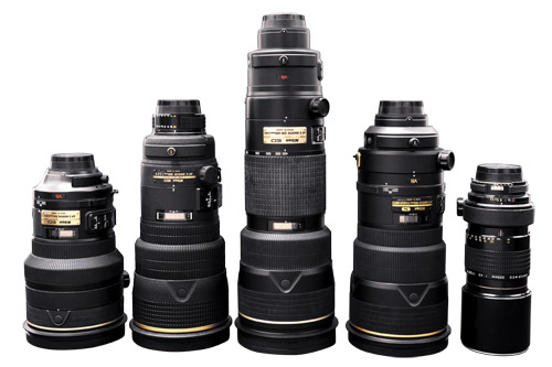 Testowane obiektywy (od lewej): AF-S VR Nikkor 200 mm f/2G IF-ED, AF-S Nikkor 300 mm f/2,8 IF-ED, AF-S VR Zoom-Nikkor 200-400 mm f/4G IF-ED, AF-S Nikkor 300 mm f/2,8G ED VR II, Nikkor 300 mm f/4,5 ED