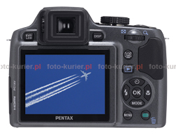 26-krotny zoom Pentax X90