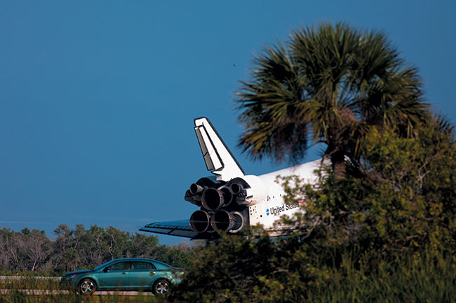 To ostatnia faza ldowania Atlantisa po zakoczonej misji STS-132. Ldowanie odbyo si, podobnie jak start, w Orodku Kosmicznym Kennedyego na Florydzie.