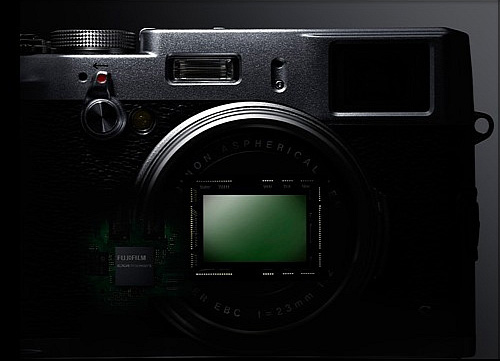 Fujifilm X200