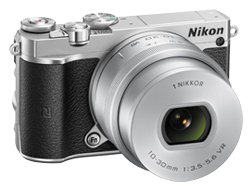 Nezlusterkowie z 4K – Nikon 1 J5