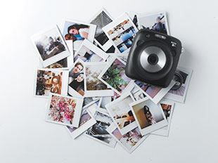 INSTAX SQUARE SQ10