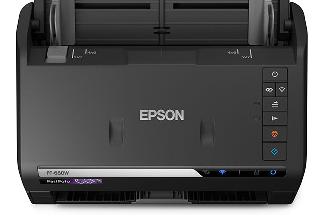 Epson FastFoto - skanowanie 30 zdj w 30 sekund!