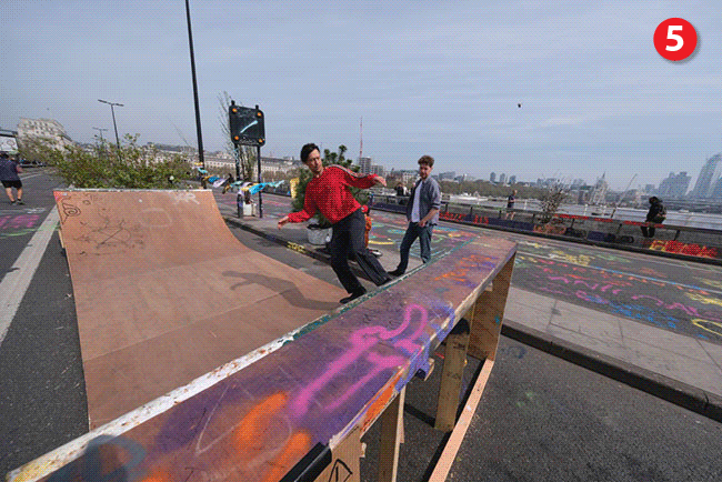 Podczas manifestacji ekologów rozstawiono mini skatepark, na którym testowalimy tryb seryjny X-T3. Dziaa bez zarzutów. Fujifilm X-T3 + XF 8–16 mm f/2,8 R LM WR