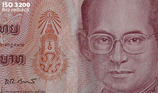 Canon EOS 90D, mimo zwi�kszonej rozdzielczo�ci o ponad 8 mln pikseli w stosunku do poprzednika, EOS-a 80D, testowany model wykazuje podobny poziom zaszumienia.