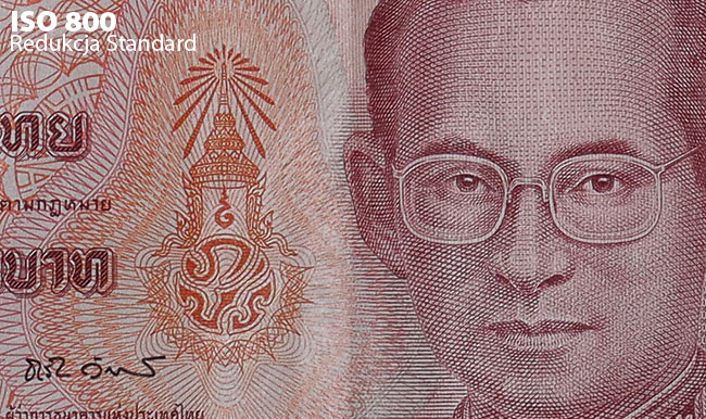 Canon EOS 90D, mimo zwi�kszonej rozdzielczo�ci o ponad 8 mln pikseli w stosunku do poprzednika, EOS-a 80D, testowany model wykazuje podobny poziom zaszumienia.