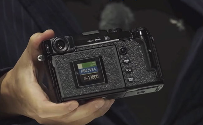 Fujifilm X-Pro3 - tytanowy korpus i ukryty ekran