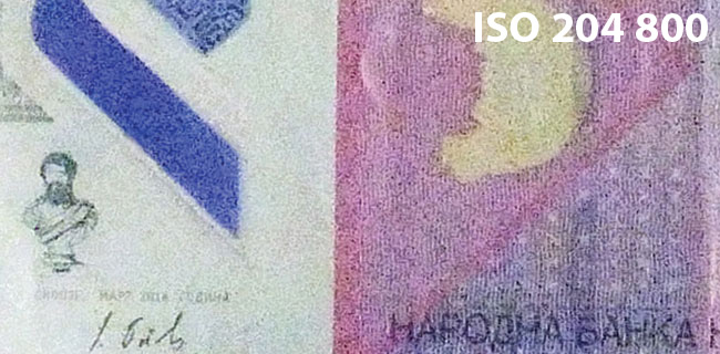 W praktyce szczegóy zaczynaj zanika dopiero przy ISO 12 800, jednak obraz przy tej wartoci nadal jest jeszcze akceptowalny.