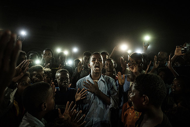 2020 Photo Contest, World Press Photo of the Year Straight Voice Photographer Yasuyoshi Chiba  Agence France-Presse