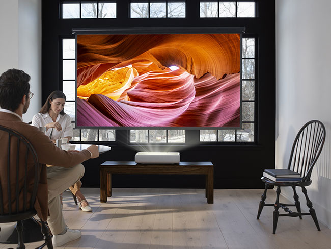 Debiut projektora Samsung The Premiere o ultrakrótkim rzucie