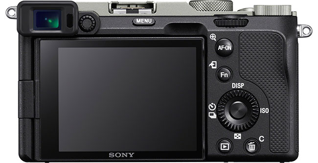 Sony A7C i zmiennoogniskowy obiektyw - najmniejszy i najlejszy penoklatkowy zestaw