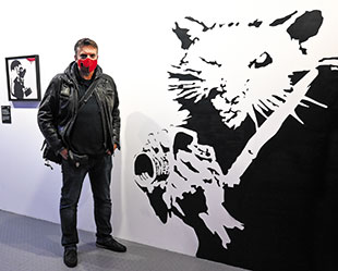 19 padziernika by ostatnim dniem, w którym mona byo obejrze wystaw Banksy’ego w Centrum Praskim Koneser w  Warszawie. Niepozorny Nikon Z fc, którego peny test zamieszczamy na 34 stronie, pomóg uwieczni moment spotkania z fotograficznym szczurem, jednym z dzie Banksy’ego, fot. M. Patrycy