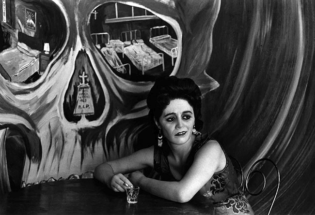 © Graciela Iturbide, Mexico City, 1969