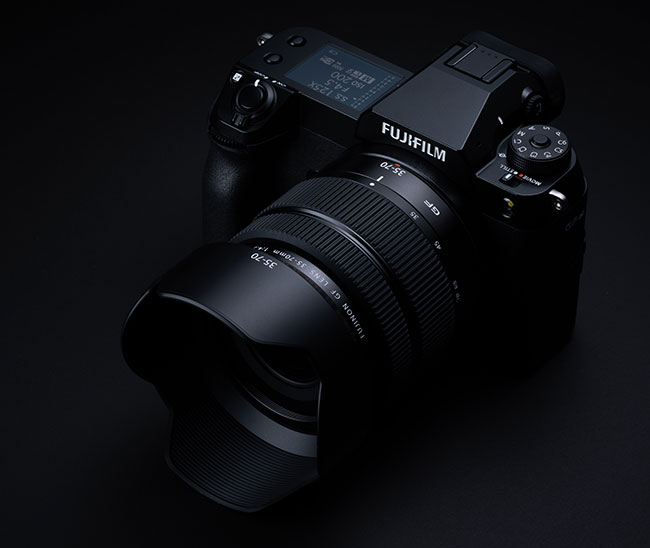 Fujifilm GFX50S II - lekki, kompaktowy ze stabilizacj i 51,4-milionow rednioformatow matryc