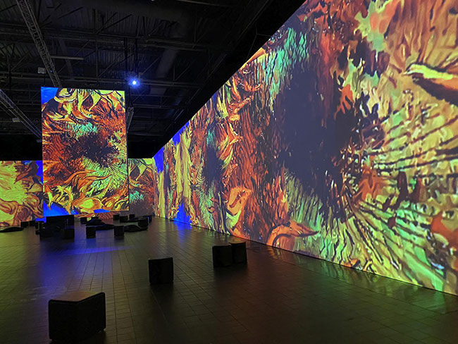 Laserowe projektory Epson tworzą magiczny świat obrazów i listów Vincenta Van Gogha