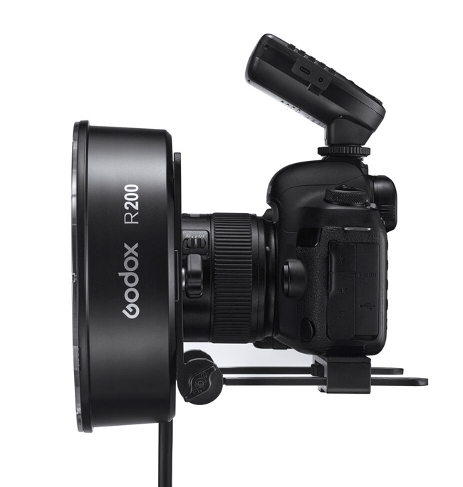  Godox R200 bok