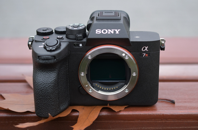 ok_af_sony_a7r_5_front
