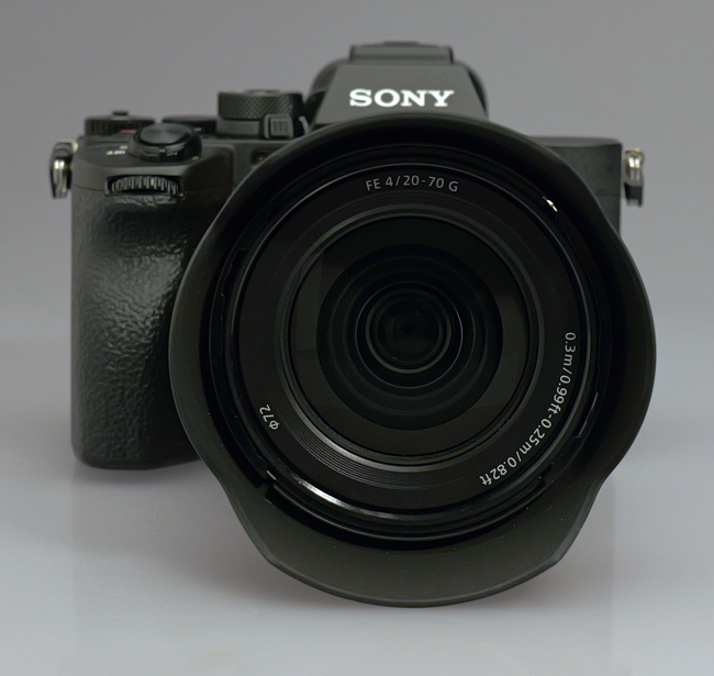 Sony 20-70 mm f/4 72 mm