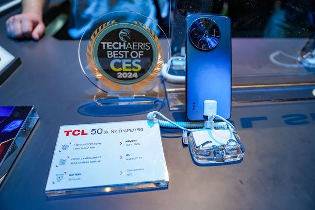 ces 2024 - smartfon TCL
