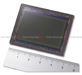 Sony - penoformatowy CMOS