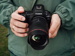 Canon RF 14 mm f/1,4L VCM - w�naszej por�wnywarce