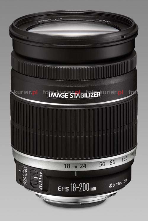 Canon 18-200mm IS front