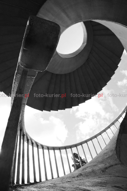 Canon EOS 500D; parametry ekspozycji: ob. Canon EF-S 18-55 mm; f/3,5-5,6 IS; 1/200 s; ISO 100; f/8; f=18 mm Canon EOS 500D; parametry ekspozycji: ob. Canon EF-S 18-55 mm; f/3,5-5,6 IS; 1/200 s; ISO 100; f/8; f=18 mm