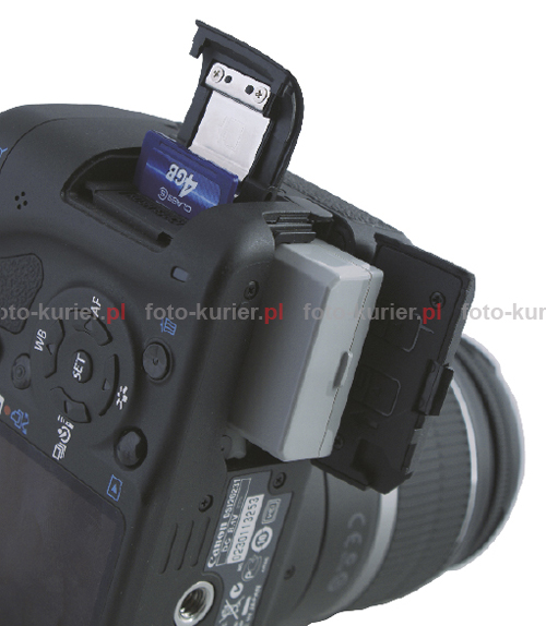 EOS 500D obsługuje karty typu SD/SDHC EOS 500D obsługuje karty typu SD/SDHC