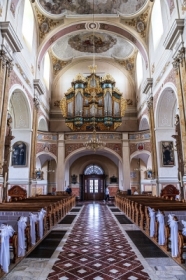 Bazylika kolegiacka Wniebowzi�cia NMP (Sanktuarium �w. J�zefa) Kalisz .