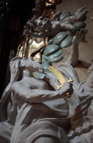 Wntrze kocioa na Skace.