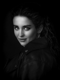 Nie potrzebuje s��w, wystarczy spojrzenie - B&W