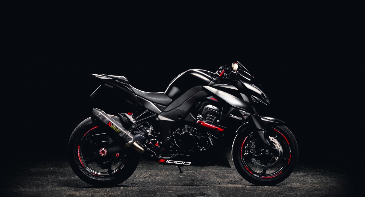 Kawasaki Z1000 Black Edition