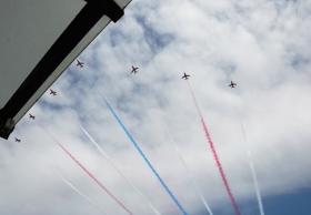 Red Arrows Aerobatic Team (85-ta rocznica bitwy o�Kret�)