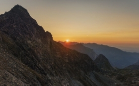 Tatry o zachodzie