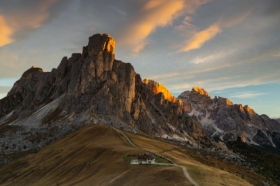 Ponca Korona Nuvolau