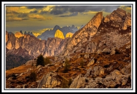 W stron� wystaj�cych i&nbsp;pod�wietlonych